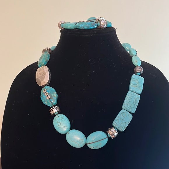 Silpada necklace and bracelet